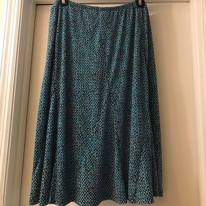 Worthington Knee-Length, Flowing Skirt XL